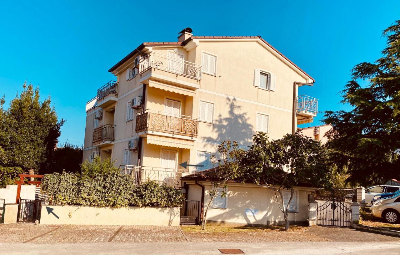 Casa Rosa Banjole